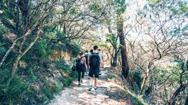 Travellers in the Blue Mountains, Australia