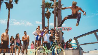 Travellers at Venice Beach in Los Angeles, USA