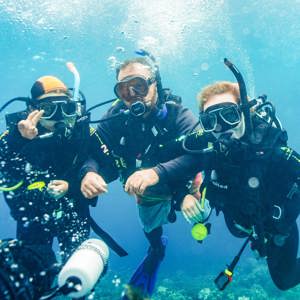 Great Barrier Reef Explorer: Dive to Adventure Trip