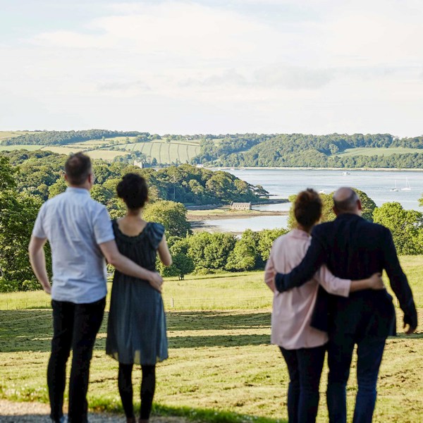 11-Day Ireland Experience Tour from Dublin: Killarney and Glasgow | 2 Countries and 15 Cities | 10 Breakfasts, 1 Lunch, 5 Dinners