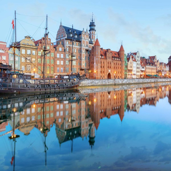 11-Day Best of Poland Tour from Warsaw: Gdańsk and Kraków | 1 Country and 7 Cities | 10 Breakfasts, 1 Lunch, 3 Dinners