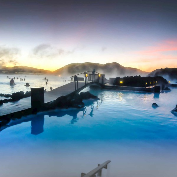 6-Day Iceland Sightseeing Tour with the Blue Lagoon from Reykjavik: Thingvellir National Park | 1 Country and 6 Cities | 5 Breakfasts, 2 Dinners