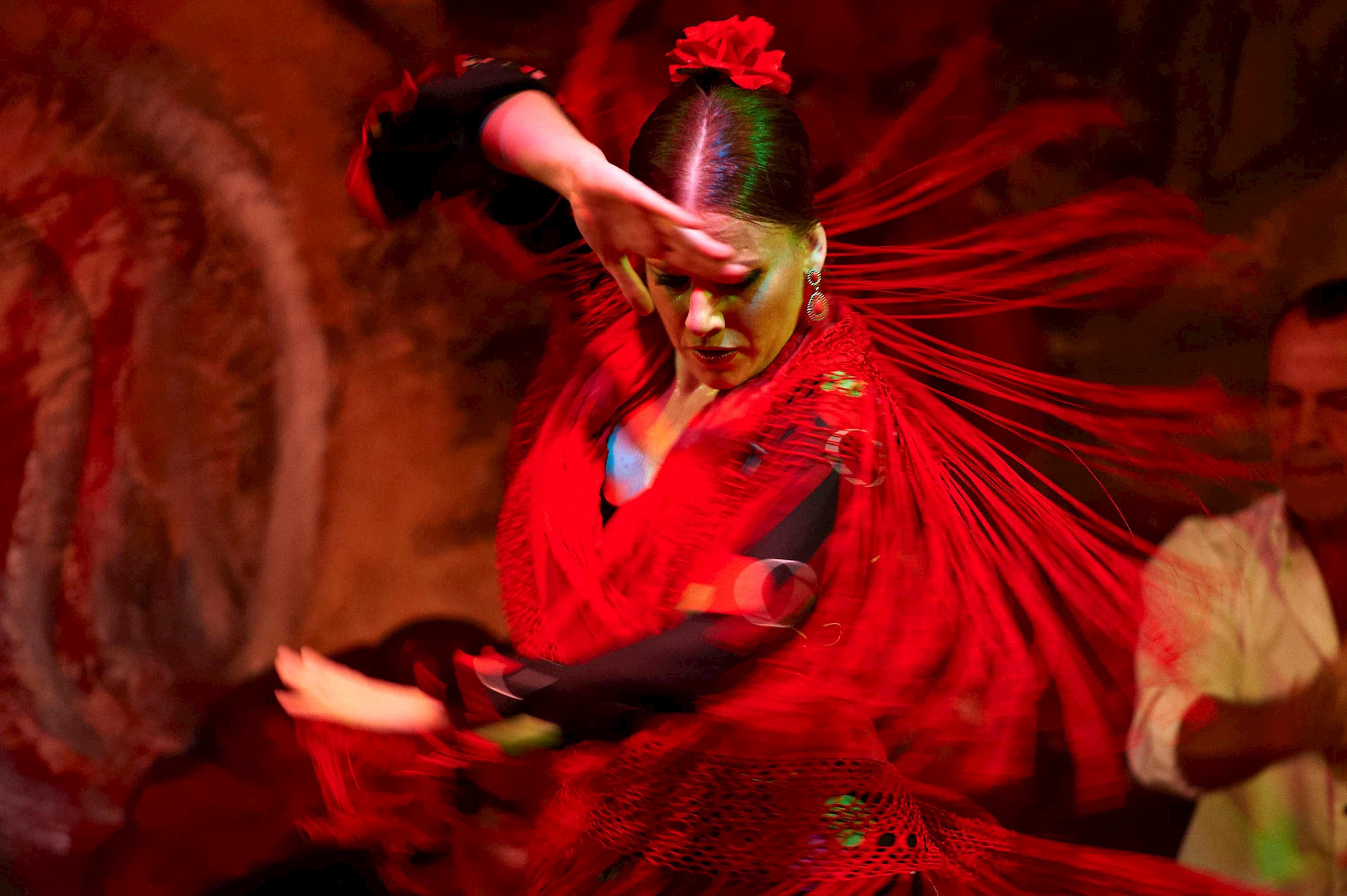 Flamenco show with dinner in Seville, Spain