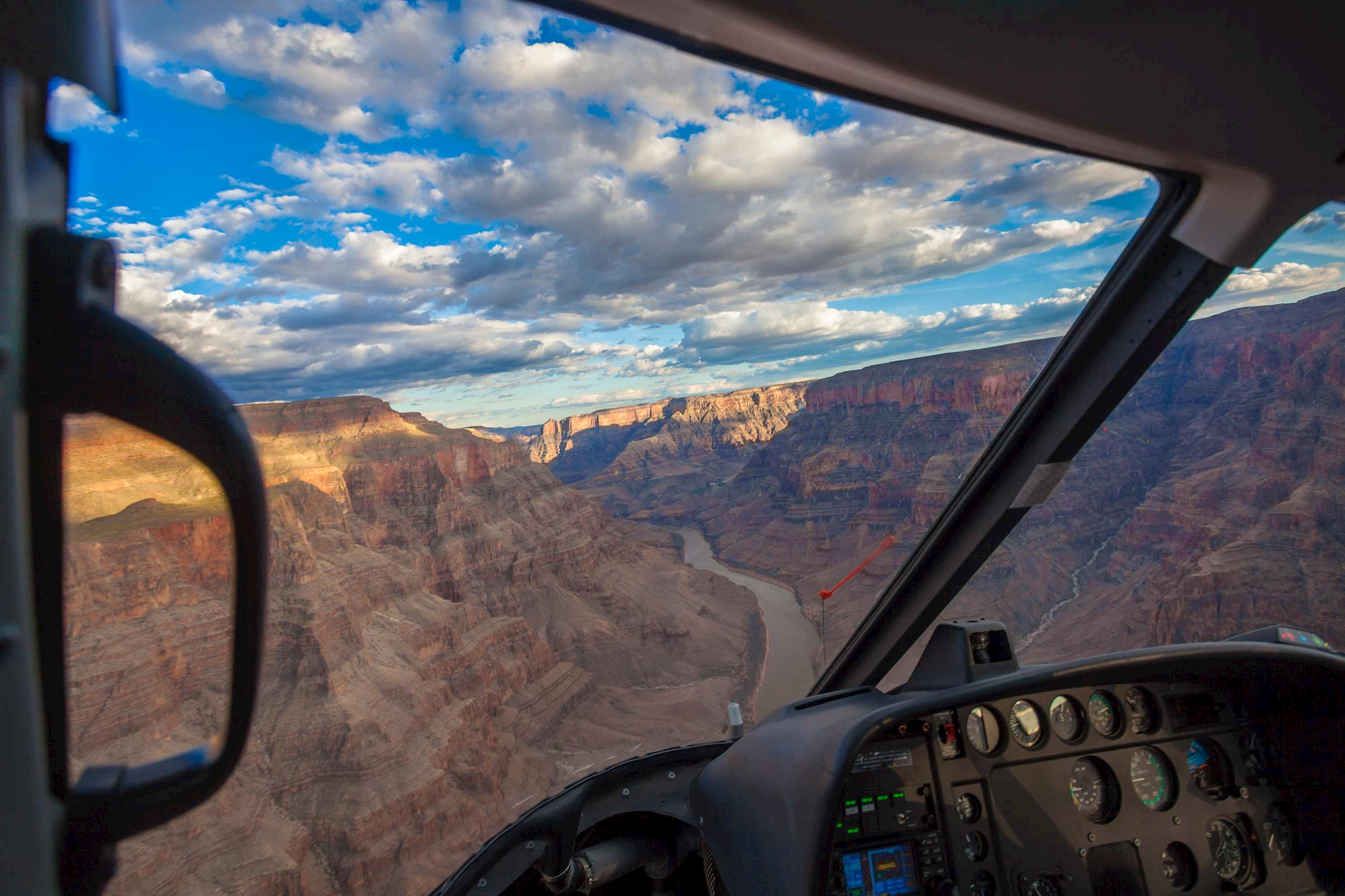 Enjoy a memorable 25-30 minute helicopter experience over the southern and northern rims of the Grand Canyon, USA