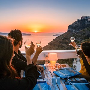 Spotlight on Greece & Athens to Santorini Plus Trip