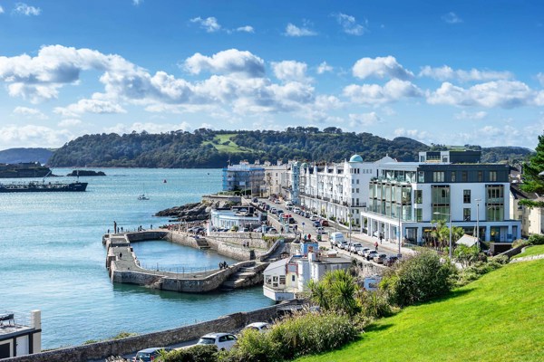 Enjoy an extended Harbour Cruise of Plymouth, England
