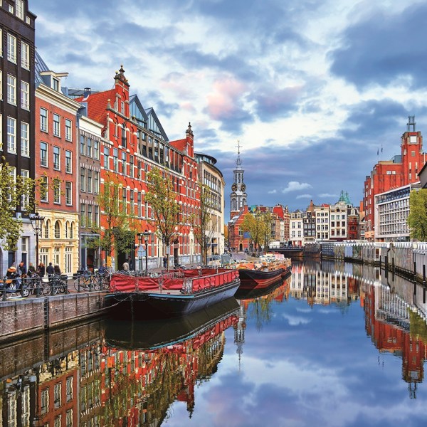 11-Day European Flair Summer Tour from Amsterdam: Würzburg, Prague, Salzburg, Venice and Rome | Classic Group | 6 Countries and 8 Cities | 10 Breakfasts & 4 Dinners