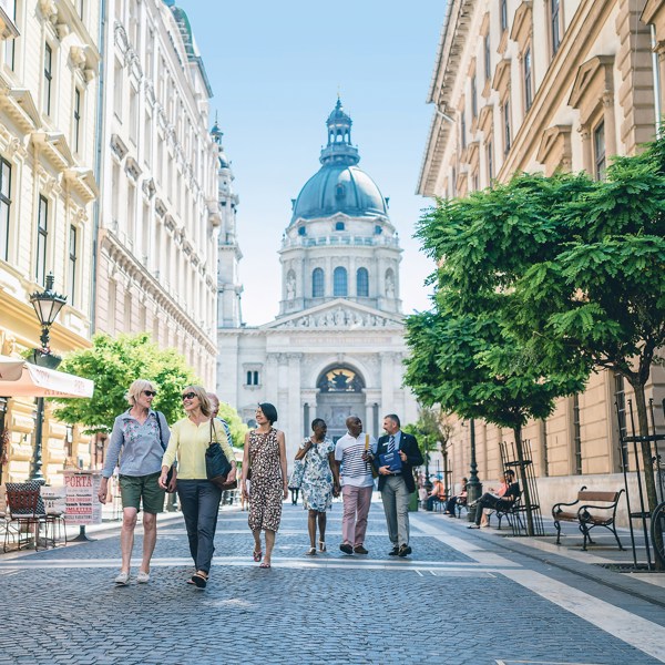 11-Day European Rhapsody Summer Tour from Amsterdam: Würzburg, Prague, Budapest, Vienna and Venice | Classic Group | 6 Countries and 7 Cities | 10 Breakfasts & 4 Dinners