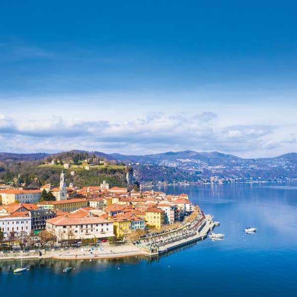 13-Day Italian Escapade Summer Tour from Rome: Florence, Venice and Sorrento | Lake Maggiore | Classic Group | 2 Countries and 14 Cities | 12 Breakfasts & 7 Dinners