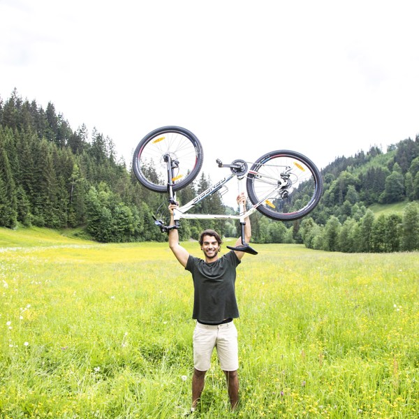 Tour | Hike, Bike and Raft in the Austrian Alps | Contiki | DTHATMA17